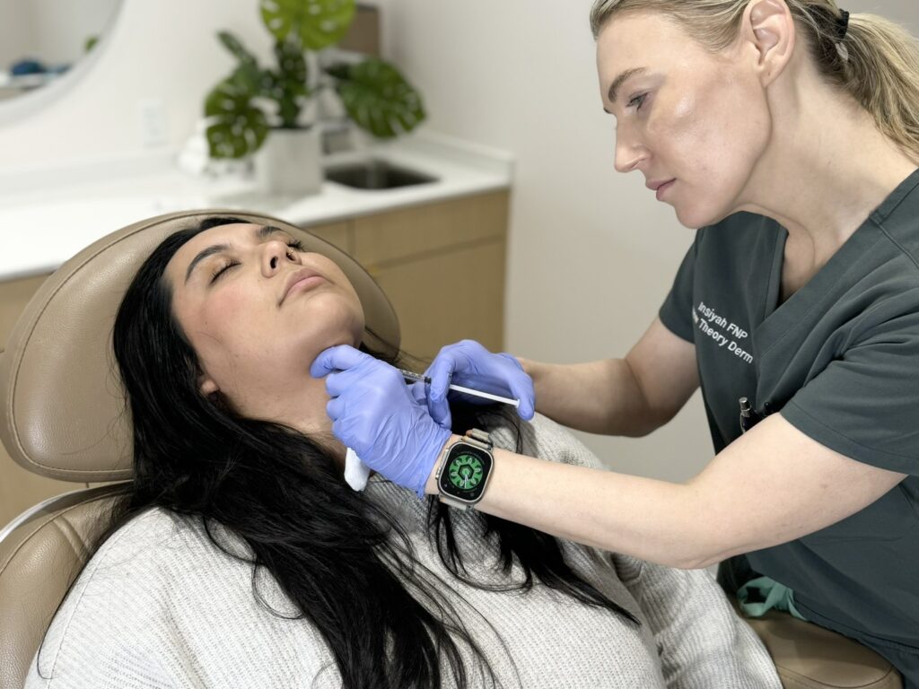 A Glow Theory patient with a defined jawline after Kybella